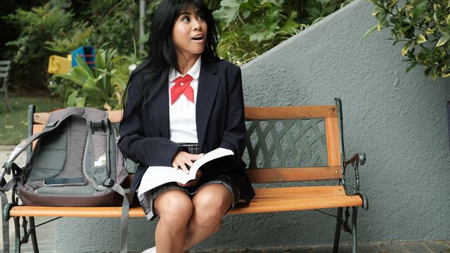 Massage screw with Ember Snow