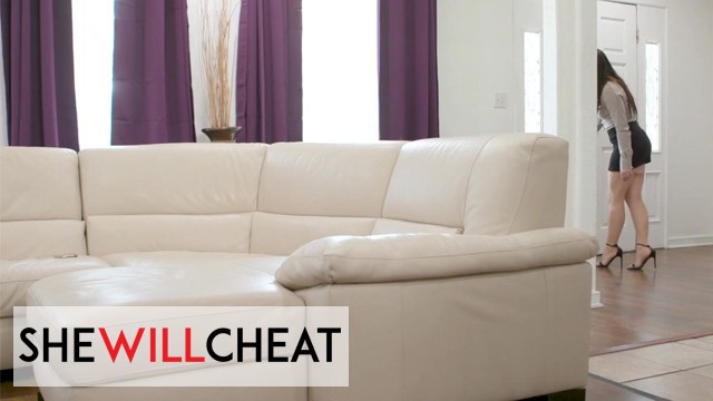 Cowgirl action with Keira Croft from Grab