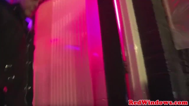 Redlight screw from Grab