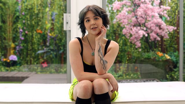 Short Hair smut with Aleena