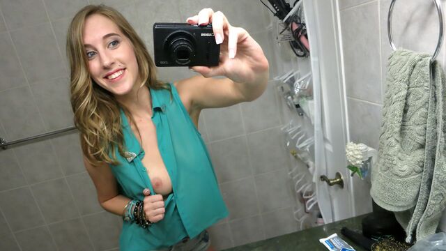 Young (18+) bang with Cadence Lux