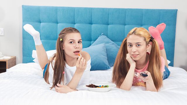 Scissoring smut with Lana Rose and MSour