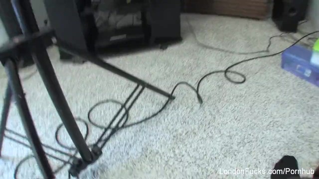 High Heels action with London Keyes from Grab