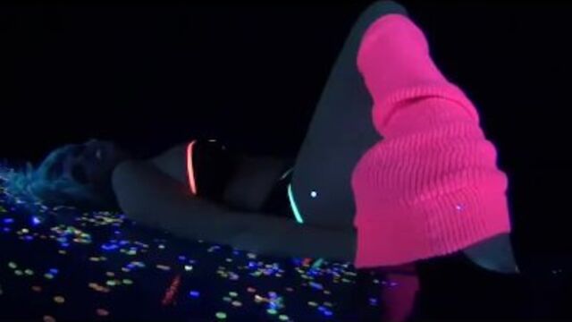 Teen (18+) bang with Samantha Saint from Grab