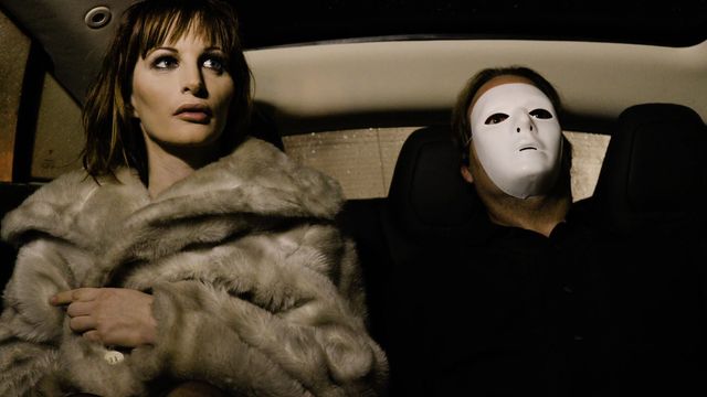 Handjob action with Ava Courcelles