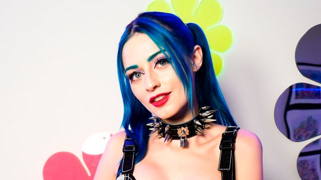 Missionary smut with Jewelz Blu