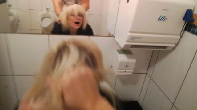 Public screw with Amateur