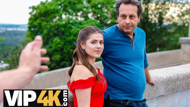 Money For Sex screw with Serina Gomez from Grab