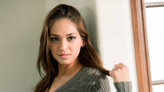 Skirt movie with Sara Luvv