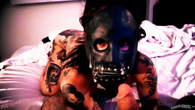 Deep Throat action with Joanna Angel