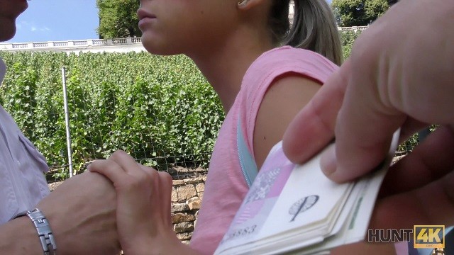 Pick Up video with Amie and Shanie Ryan from Grab