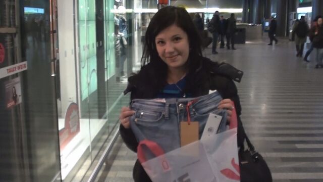 Missionary screw with Amateur