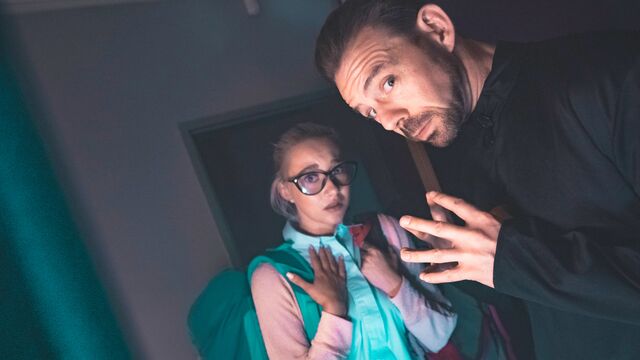 Legs On Shoulders action with Marilyn Sugar