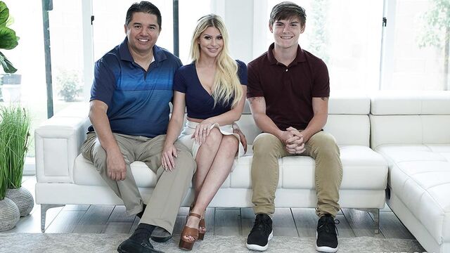 Missionary screw with Brooklyn Chase