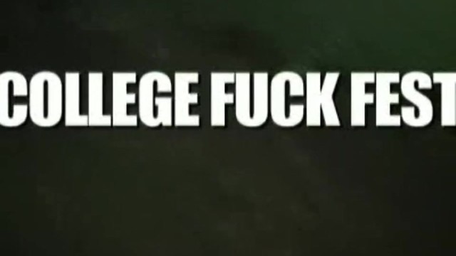 Lesbians smut from Grab