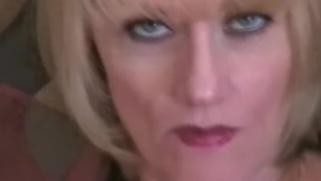 Milf scene from Grab