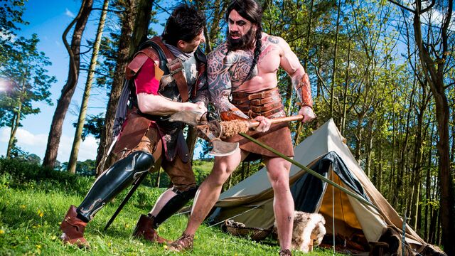 Outdoor film with Aruba Jasmine and Peta Jensen