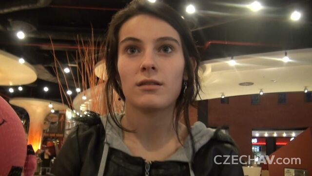 Legs On Shoulders smut with Amateur