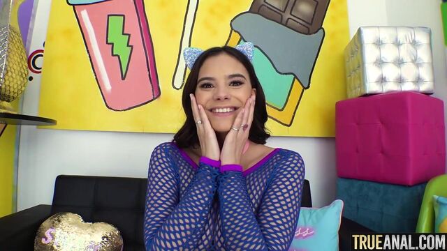 Cowgirl action with Violet Starr