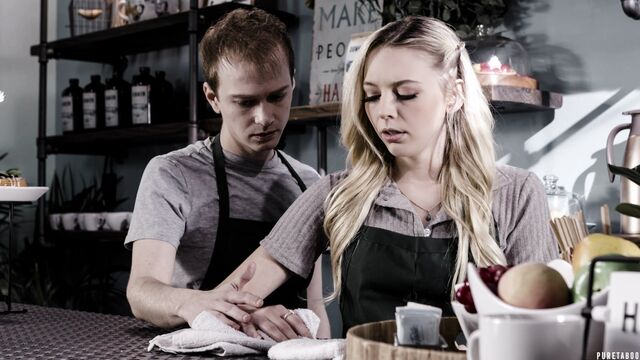 Cowgirl porn with Lily Larimar