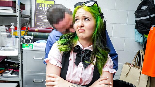 Shoplifter movie with Aveena Axel