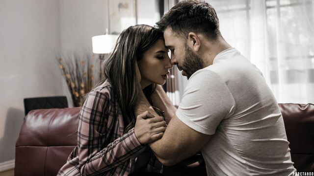 Side Fuck film with Gianna Dior