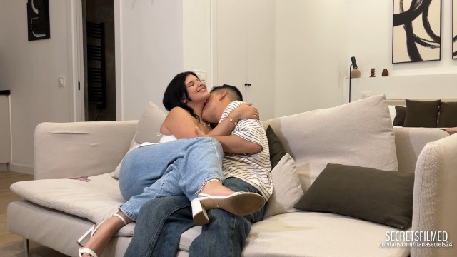 Hot Kissing Sex movie with SecretsFilmed from Grab