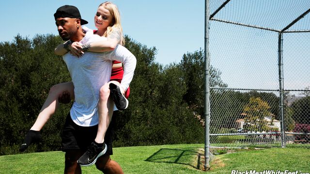 Tattoo bang with Paris White