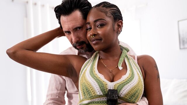 Straight Hair bang with Destiny Mira