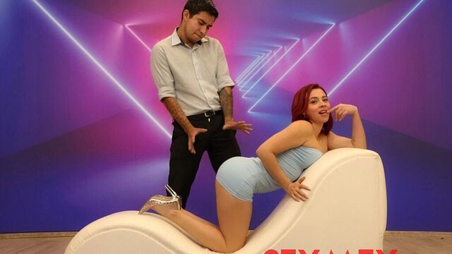 Curvy sex with Nicole Zurich