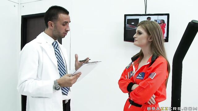 Curvy sex with Faye Reagan