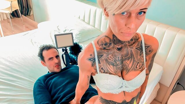 Outdoor smut with Vicky Hundt