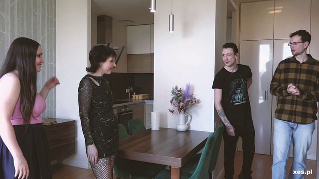 Busty Girlfriend action from Grab