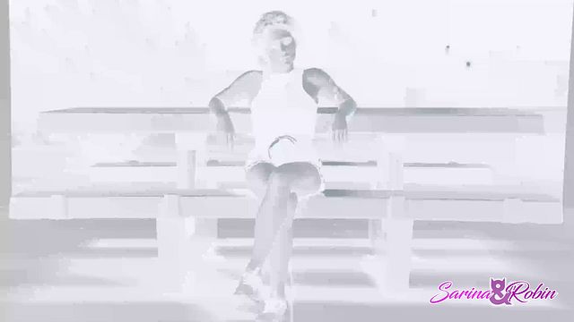 Horror movie with Adalind Gray, Nyxi Leon, Robin Coffins and Sarina Havok from Grab