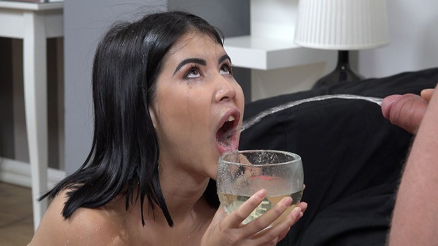 Cumshot porn with Lady Dee from Grab