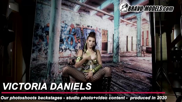 Photo screw with Victoria Daniels from Grab
