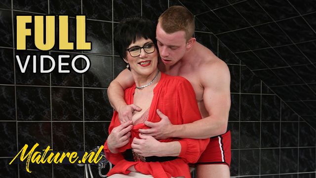 Granny Blowjob smut with Boris Lang from Grab