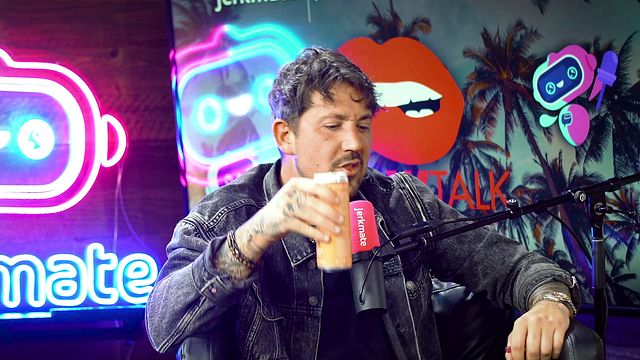 Chudai action with Alex Jones and Kazumi from Grab