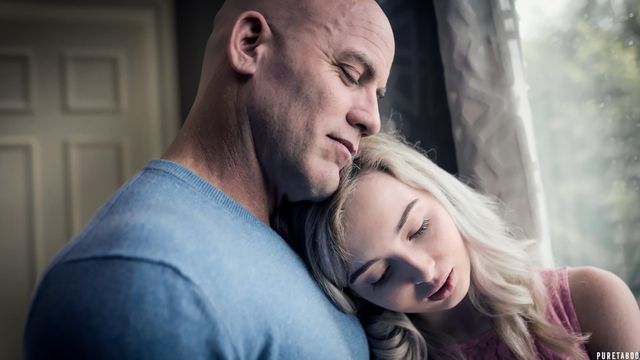 In The Bed action with Lexi Lore