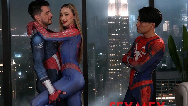 Spider Girl bang with Lula