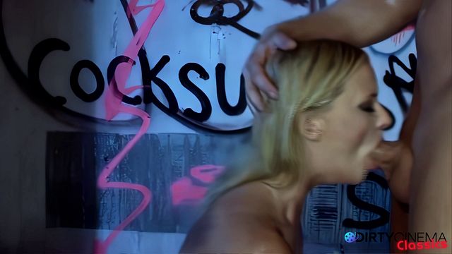 Vintage video with Alex Sanders and Hannah Harper from Grab