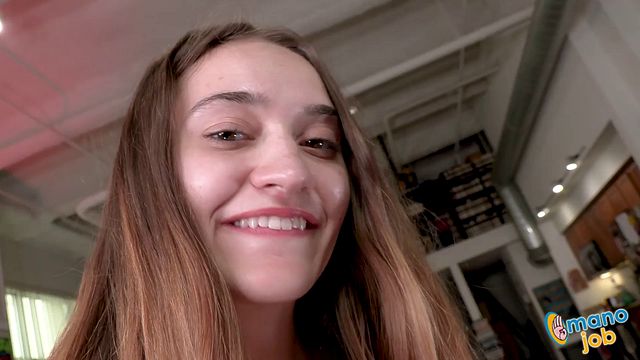 Handjob smut with Sera Ryder from Grab