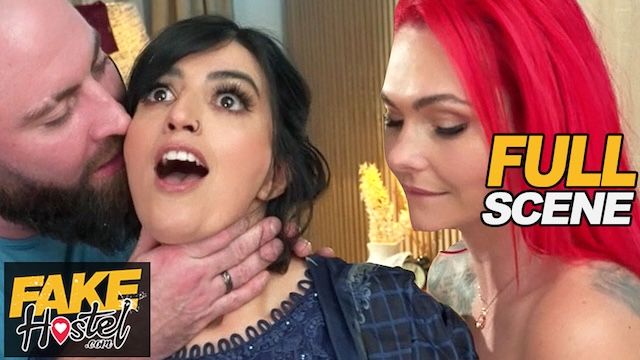 Full Scene bang with Aaliyah Yasin and Roxi Keogh from Grab