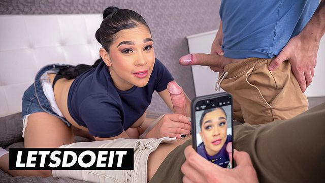 Busty porn with Alexis Doll, Jason Carrera and Yeri Blue from Grab