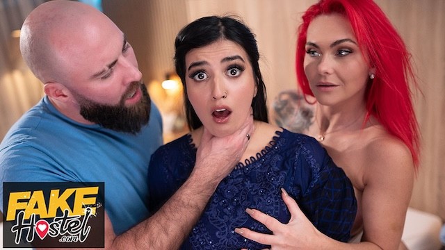 British Milf action with Aaliyah Yasin and Roxi Keogh from Grab