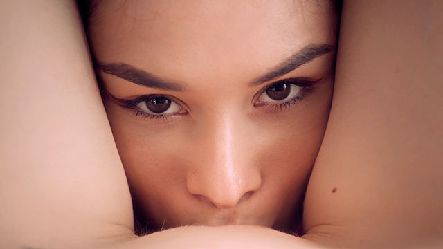 Real Lesbian Fuck bang with Leona Mia from Grab