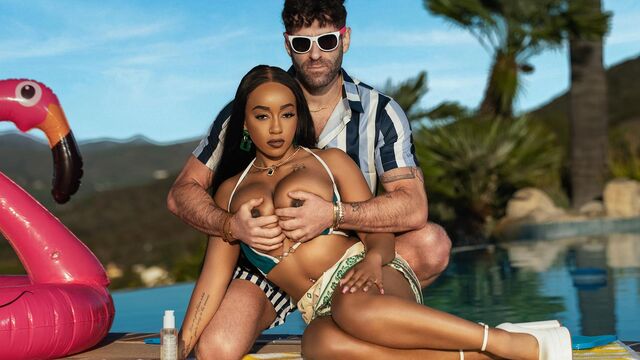 Curvy porn with Lily Starfire