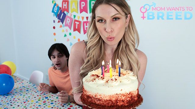 Female Orgasm action with Sydney Paige from Grab