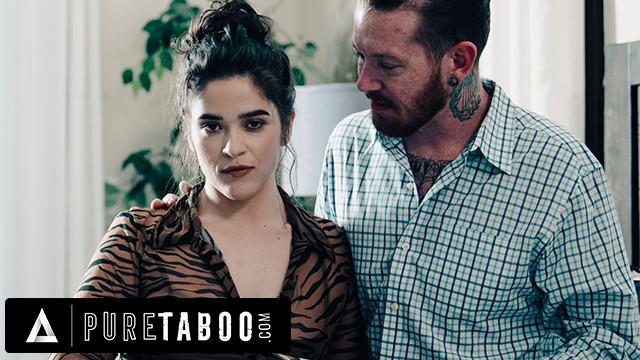 Natural Tits video with Johnny Goodluck and Victoria Voxxx from Grab