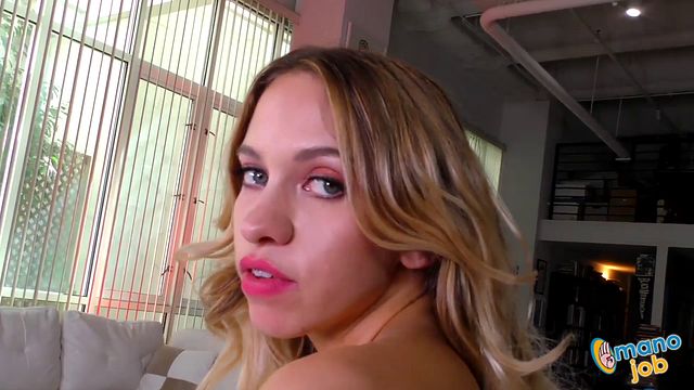 Jerking movie with Khloe Kapri from Grab
